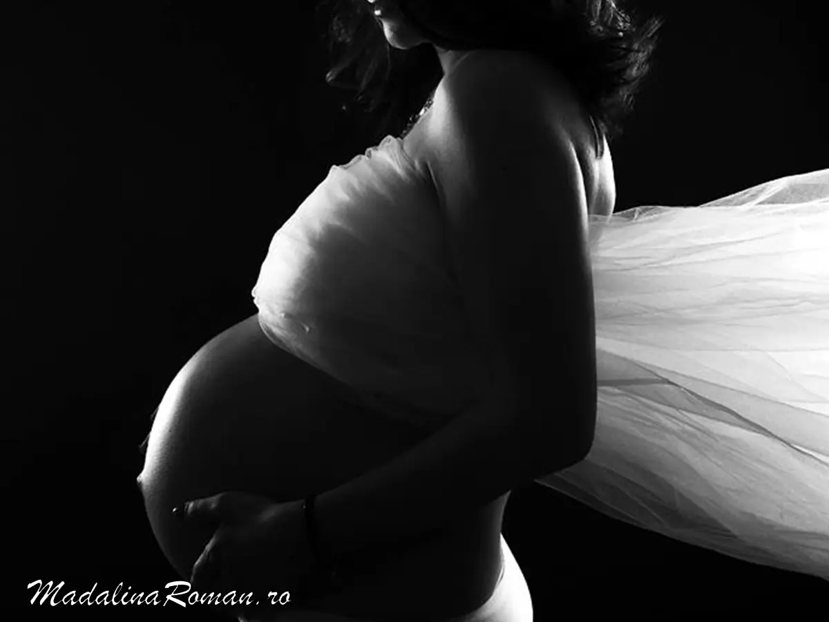 Despre eludarea meandrelor concretului - Conversații intrauterine