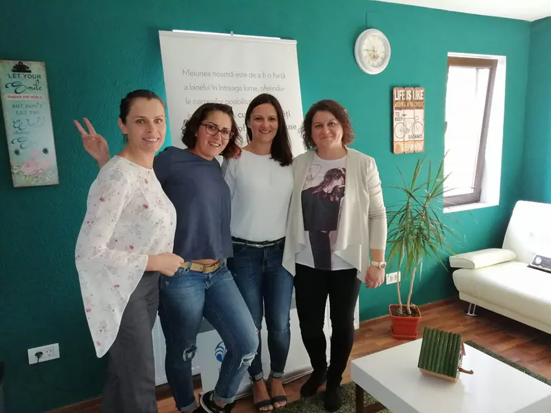 MLM-ul: oportunitate de afaceri pentru AntrepreMAME? Partea 1: NU SKIN. (AntrepreMame, Ep. 12)