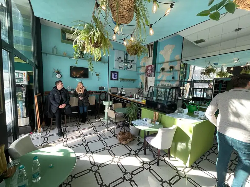 Din culisele gestionării unui bistro cu suflet de mame – Loco Lounge&Coffee. AntrepreMame, ep. 13.